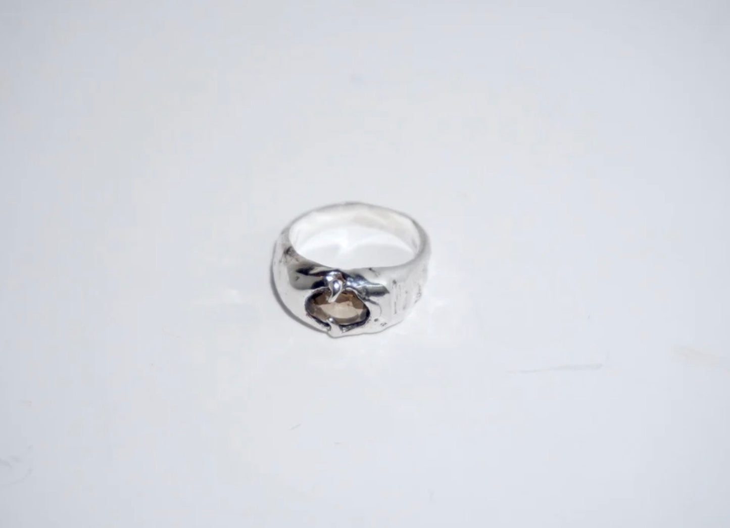 Eye and eye - Mother Silver