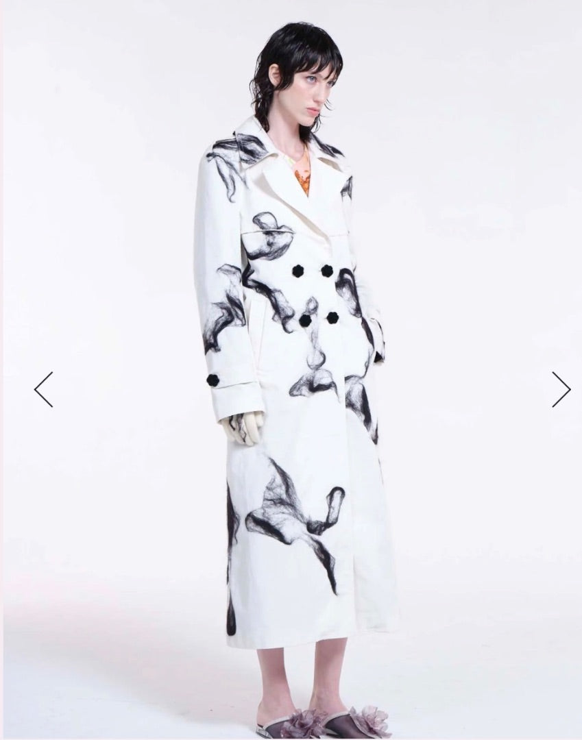 Mudlark Trench Coat Black - Cream