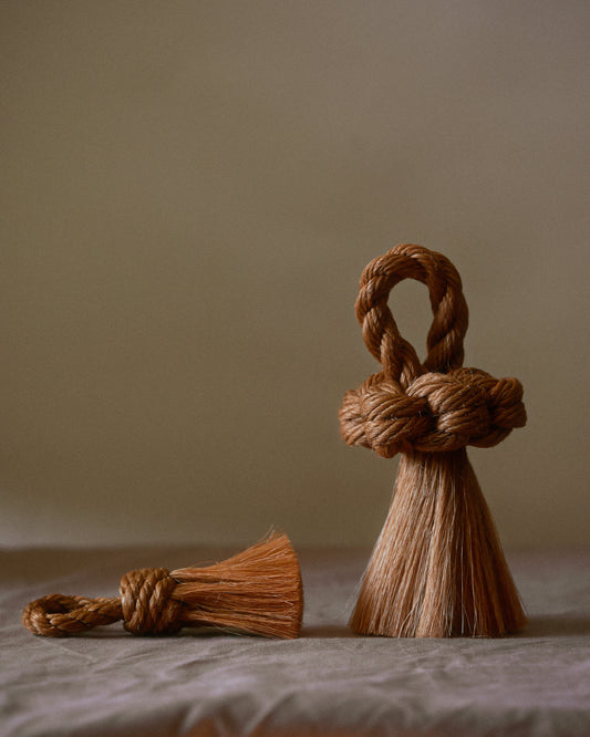 Sailor Brush: Large Matthew Walker Knot - Broustoù