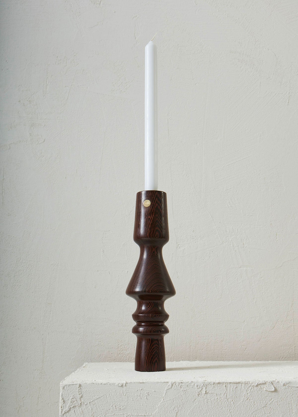 Jacques Wenge candle holder - Romie Objetti