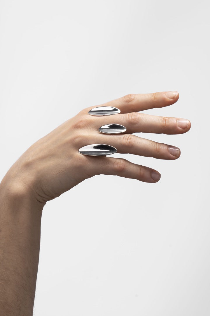 Valley Three - Silver - IT12