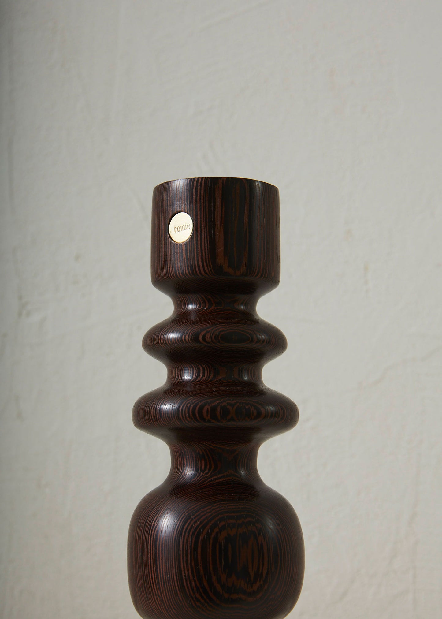 Olympe Wenge candle holder - Romie Objetti