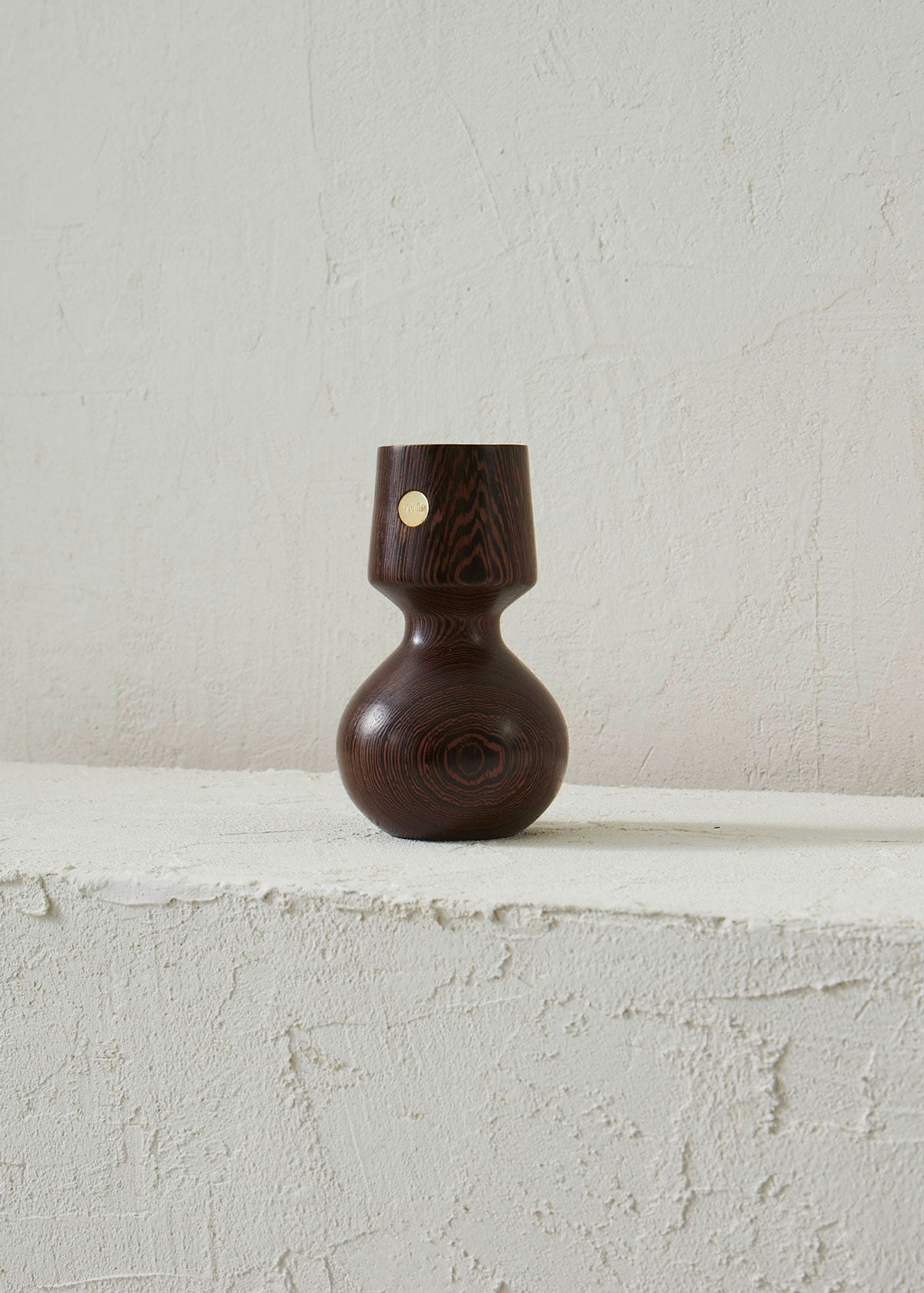 Ruth Wenge candle holder - Romie Objetti