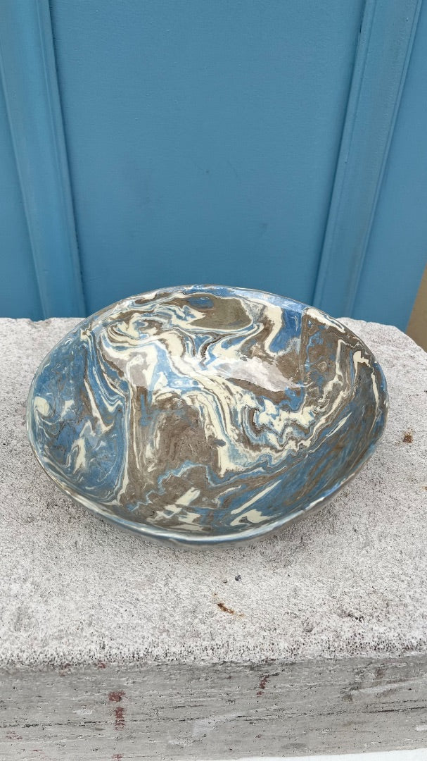MIMI CONSIGNA  plato hondo pequeño celeste con plomo