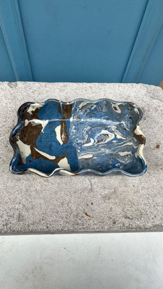 MIMI CONSIGNA  Plato zigzag celeste
