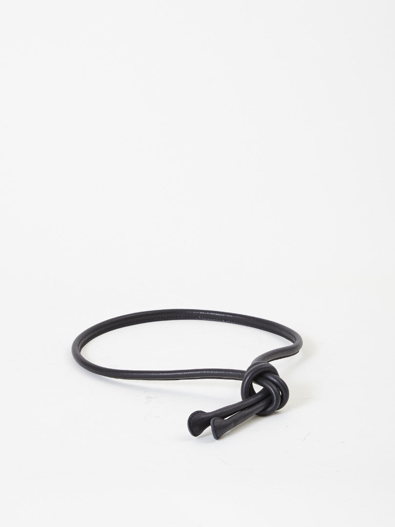 KNOT in BLACK