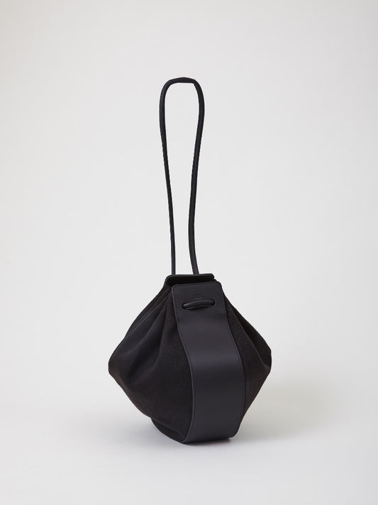 MARTINE in BLACK