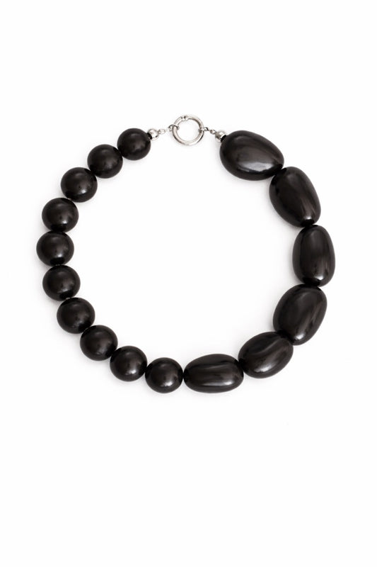 Ostra Necklace Negro